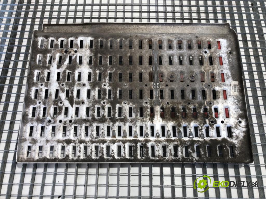 DAF XF Ciągnik siodłowy 2014 375 kW FT 510 375 kW [510 KM] olej napędowy 2012 - 2022 12900 PLOŠINA: RÁM: levý 1888466