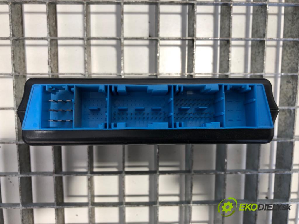 DAF XF Ciągnik siodłowy 2014 375 kW FT 510 375 kW [510 KM] olej napędowy 2012 - 2022 12900 Modul Riadiaca jednotka 1740941 (Riadiaca jednotka ostatné)