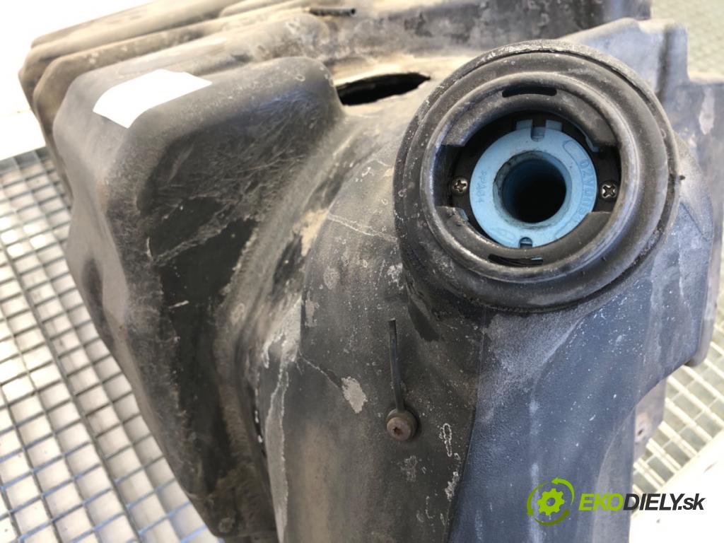 DAF XF Ciągnik siodłowy 2014 375 kW FT 510 375 kW [510 KM] olej napędowy 2012 - 2022 12900 Nádržka SCR: 1981181