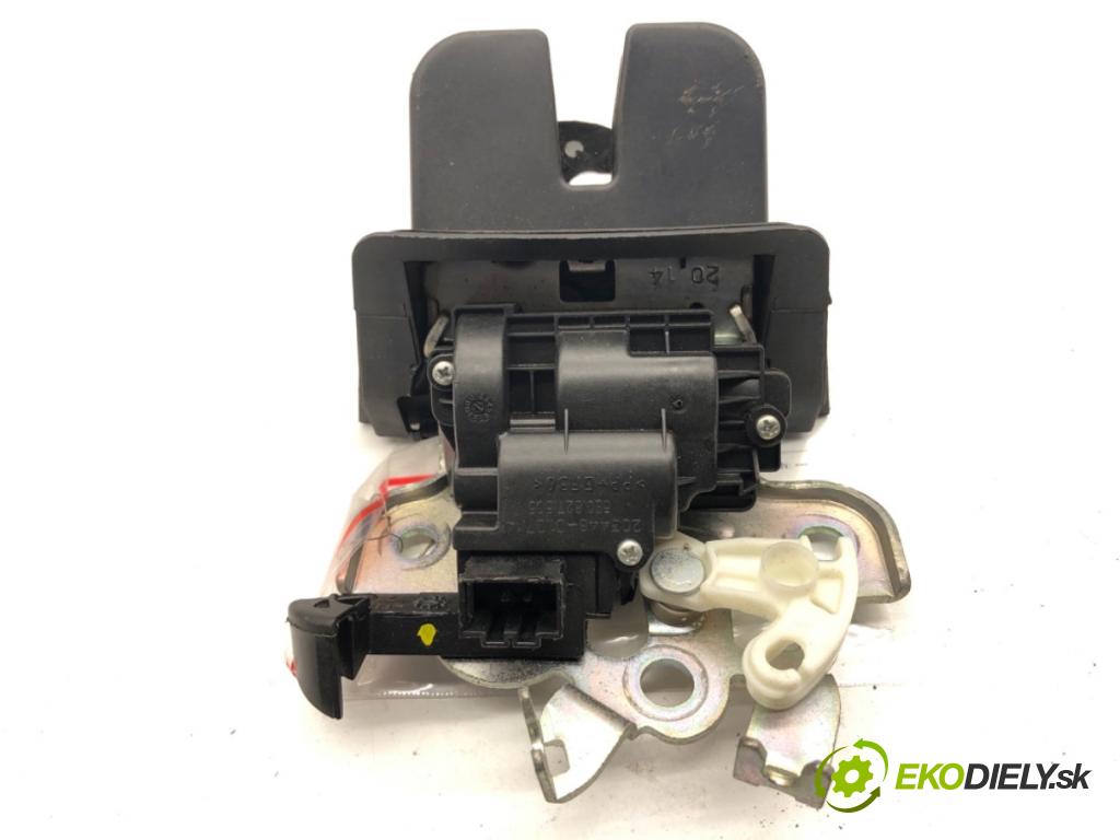 SEAT IBIZA IV Kombi 2014 51 kW 1.2 1198 zámok dverí zad 5E0827505