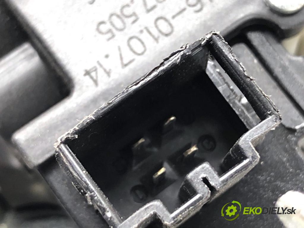 SEAT IBIZA IV Kombi 2014 51 kW 1.2 1198 zámok dverí zad 5E0827505