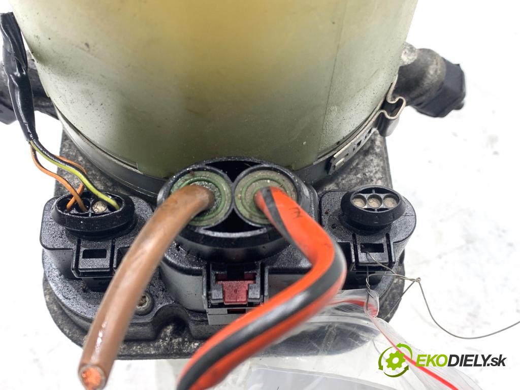 SEAT IBIZA IV Kombi 2014 51 kW 1.2 1198 Pumpa servočerpadlo 6R0423156C (Servočerpadlo)