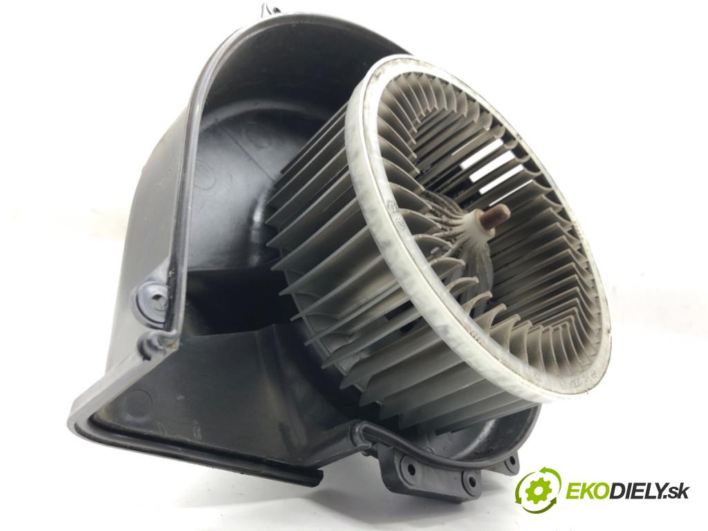 SEAT IBIZA IV Kombi 2014 51 kW 1.2 1198 ventilátor kúrenia 6R1819015