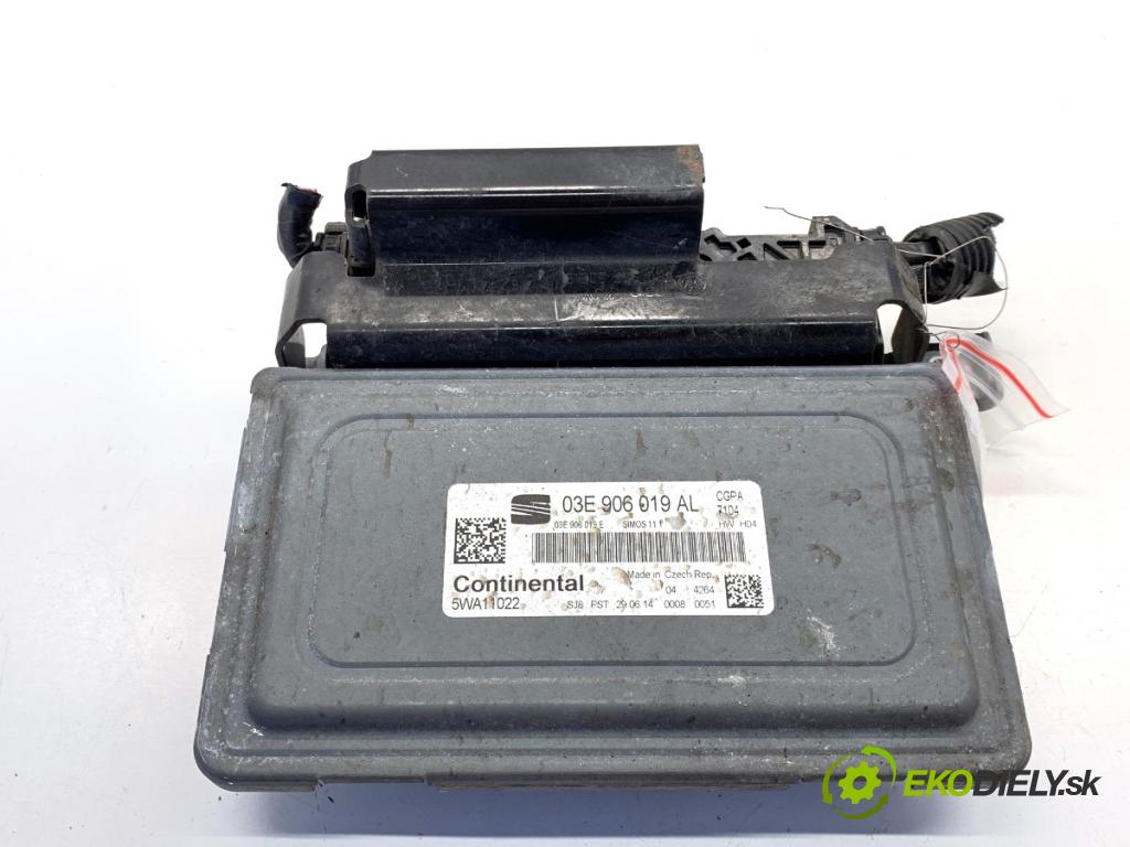 SEAT IBIZA IV Kombi 2014 51 kW 1.2 1198 riadiaca jednotka Motor 03E906019AL (Riadiaca jednotka)