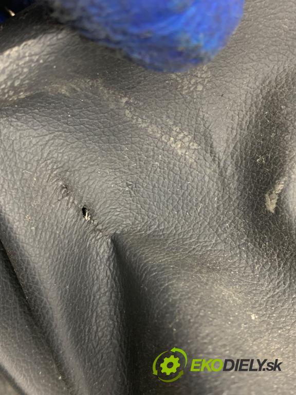 SEAT IBIZA IV Kombi 2014 51 kW 1.2 1198 kulisa 6Q0711049CG (Řadicí páka (kulisa) )