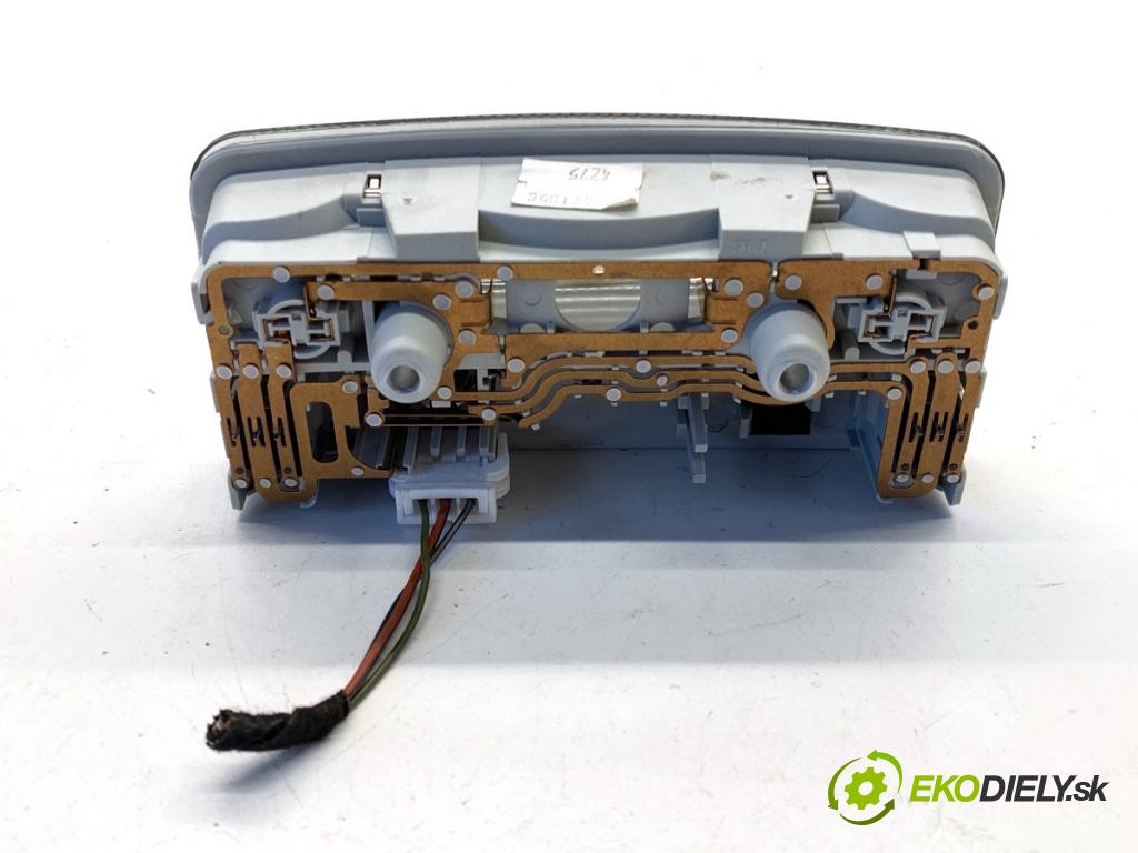 SEAT IBIZA IV Kombi 2014 51 kW 1.2 1198 světlo stropní 3B0947105C