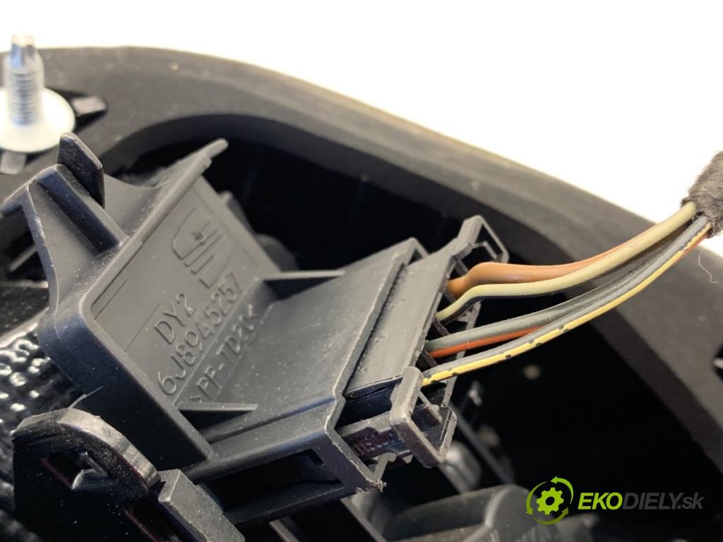 SEAT IBIZA IV Kombi 2014 51 kW 1.2 1198 světlo levý zadní část 6J8945095C