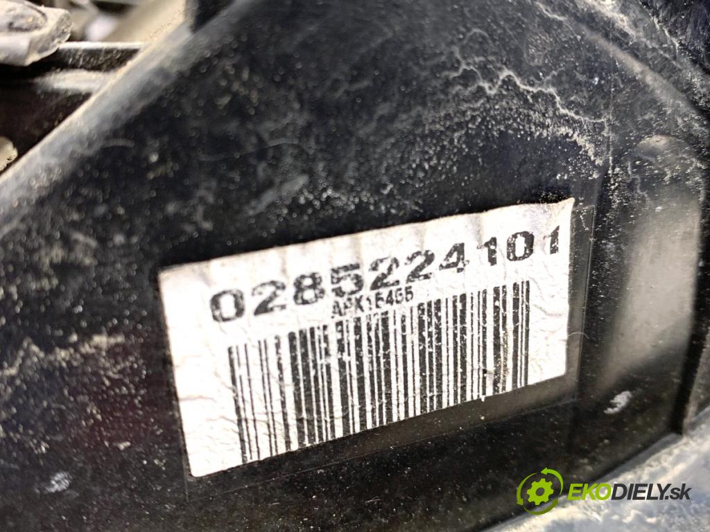 SEAT IBIZA IV Kombi 2014 51 kW 1.2 1198 světlo levý zadní část 6J8945095C