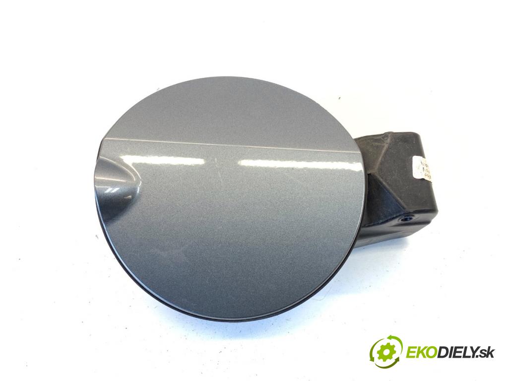 SEAT IBIZA IV Kombi 2014 51 kW 1.2 1198 dvířka nádrže paliva  (Klika dveří ostatní)