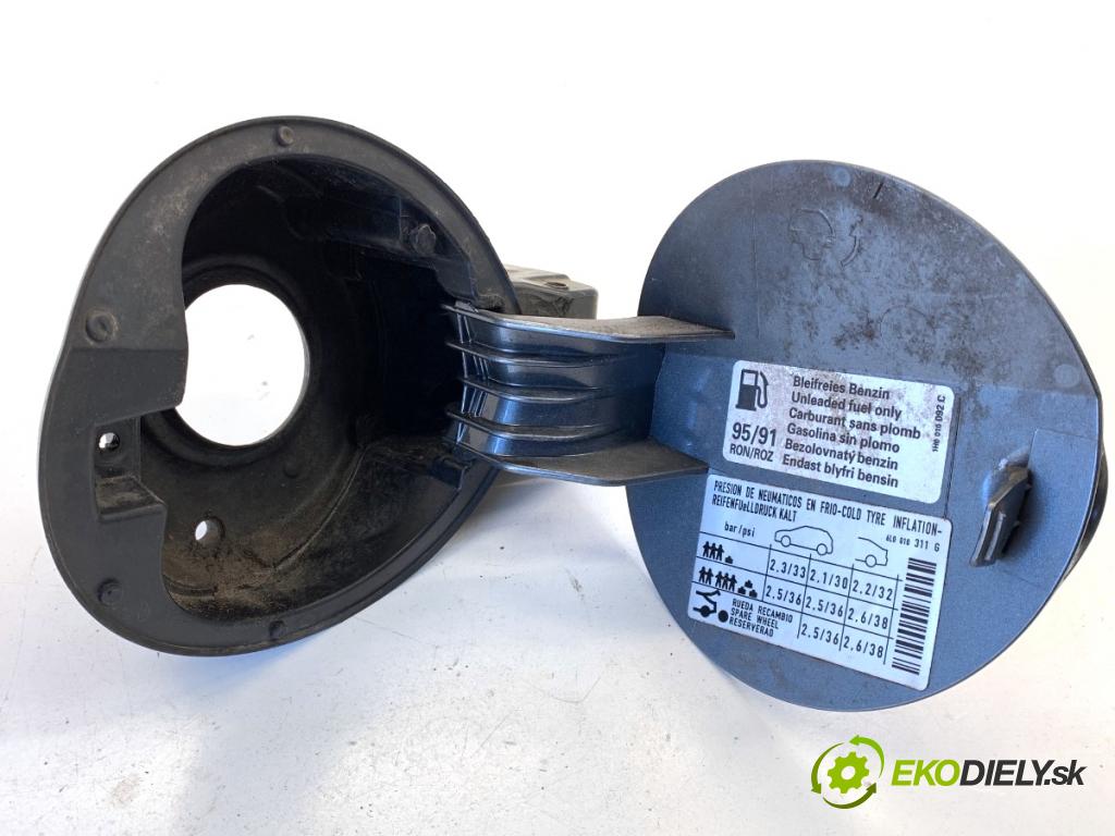 SEAT IBIZA IV Kombi 2014 51 kW 1.2 1198 Dvierka nádrže paliva  (Kľučka dverí ostatné)