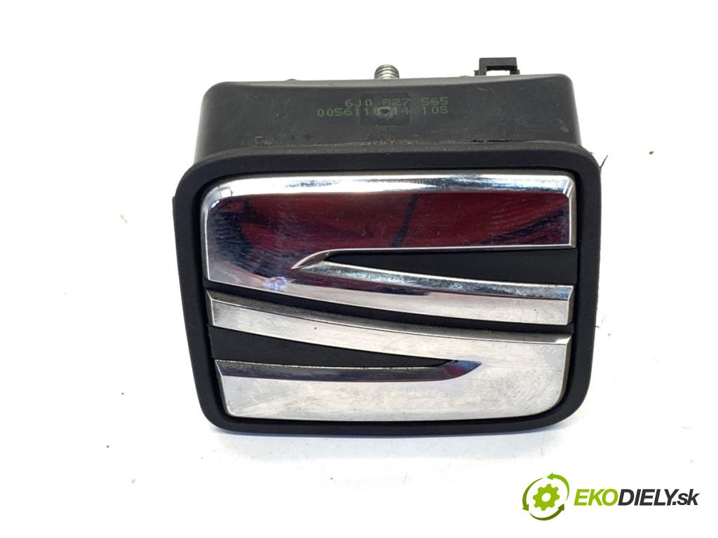 SEAT IBIZA IV Kombi 2014 51 kW 1.2 1198 klika dveří zadní část 6J0827565