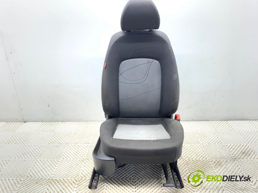 SEAT IBIZA IV Kombi 2014 51 kW 1.2 1198 Sedadlo pravy predný 