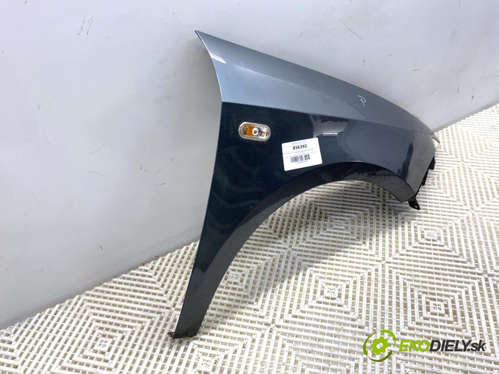 SEAT IBIZA IV Kombi 2014 51 kW 1.2 1198 Blatník pravy predný LX7R