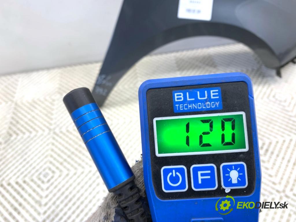 SEAT IBIZA IV Kombi 2014 51 kW 1.2 1198 Blatník pravy predný LX7R