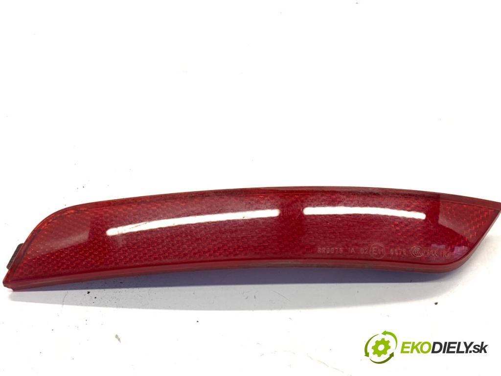 SEAT IBIZA IV Kombi 2014 51 kW 1.2 1198 reflexní nárazníka pravá zadní část 6J8945106A