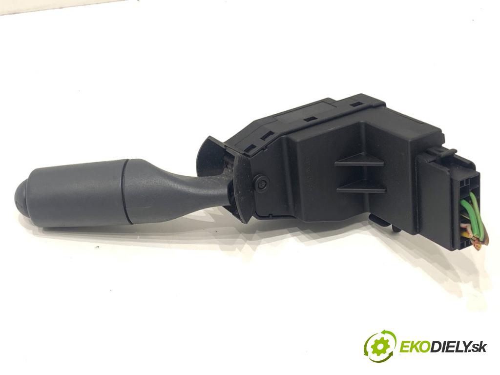 SMART FORTWO coupe 2004 30 kW 0.8 CDI (450.300, 450.301, 450.302, 450.303, 450.306) 799 Prepínač kombinovaný 0001272V009 (Prepínacie páčky pod volantom)