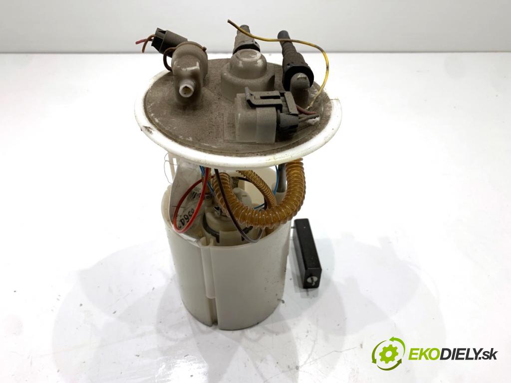 SMART FORTWO coupe 2004 30 kW 0.8 CDI (450.300, 450.301, 450.302, 450.303, 450.306) 799 Pumpa paliva