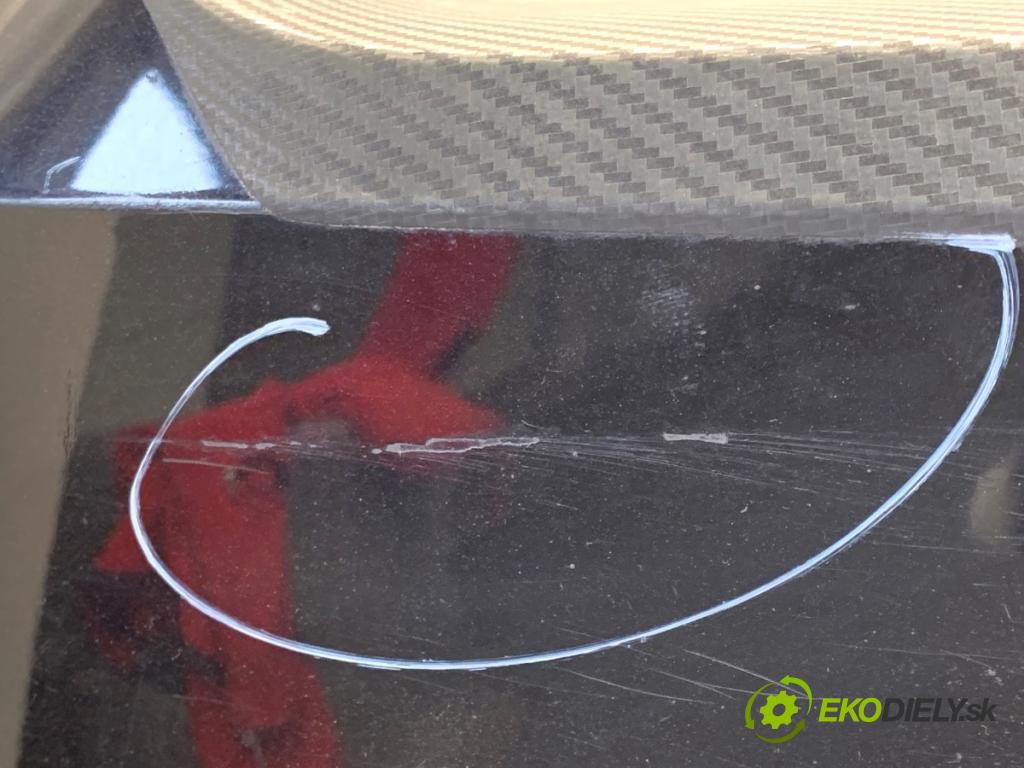 SKODA SUPERB III liftback 2018 110 kW 2.0 TDI 1968 nárazník zadní část LF9R (Klika dveří ostatní)