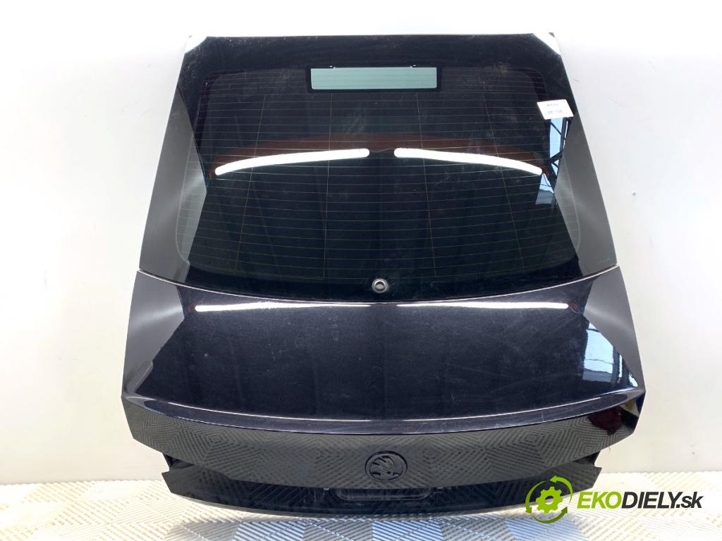 SKODA SUPERB III liftback 2018 110 kW 2.0 TDI 1968 kapota zadní část LF9R LF9R