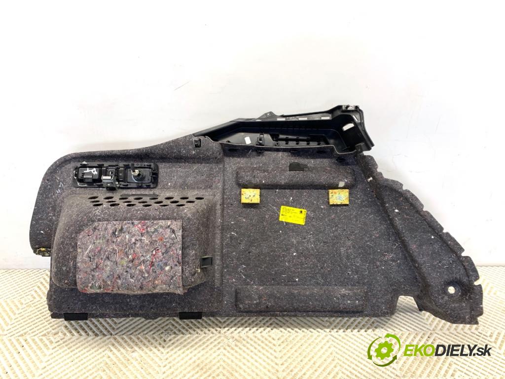 SKODA SUPERB III liftback 2018 110 kW 2.0 TDI 1968 čalúnenie kufra pravy 3V5867428AH