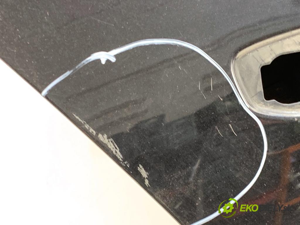 SKODA SUPERB III liftback 2018 110 kW 2.0 TDI 1968 Dvere pravy zad LF9R