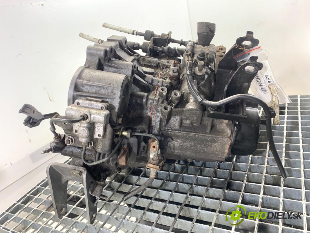 TOYOTA COROLLA E12 liftback 2002 66 kW 2.0 D-4D (CDE120_) 1995 převodovka  (Převodovka)