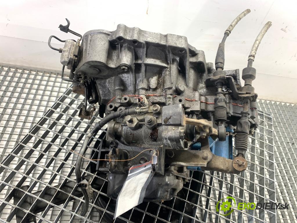 TOYOTA COROLLA E12 liftback 2002 66 kW 2.0 D-4D (CDE120_) 1995 převodovka  (Převodovka)