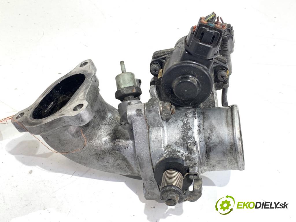 TOYOTA COROLLA E12 liftback 2002 66 kW 2.0 D-4D (CDE120_) 1995 škrtíci klapka 27010 (Škrticí klapka)