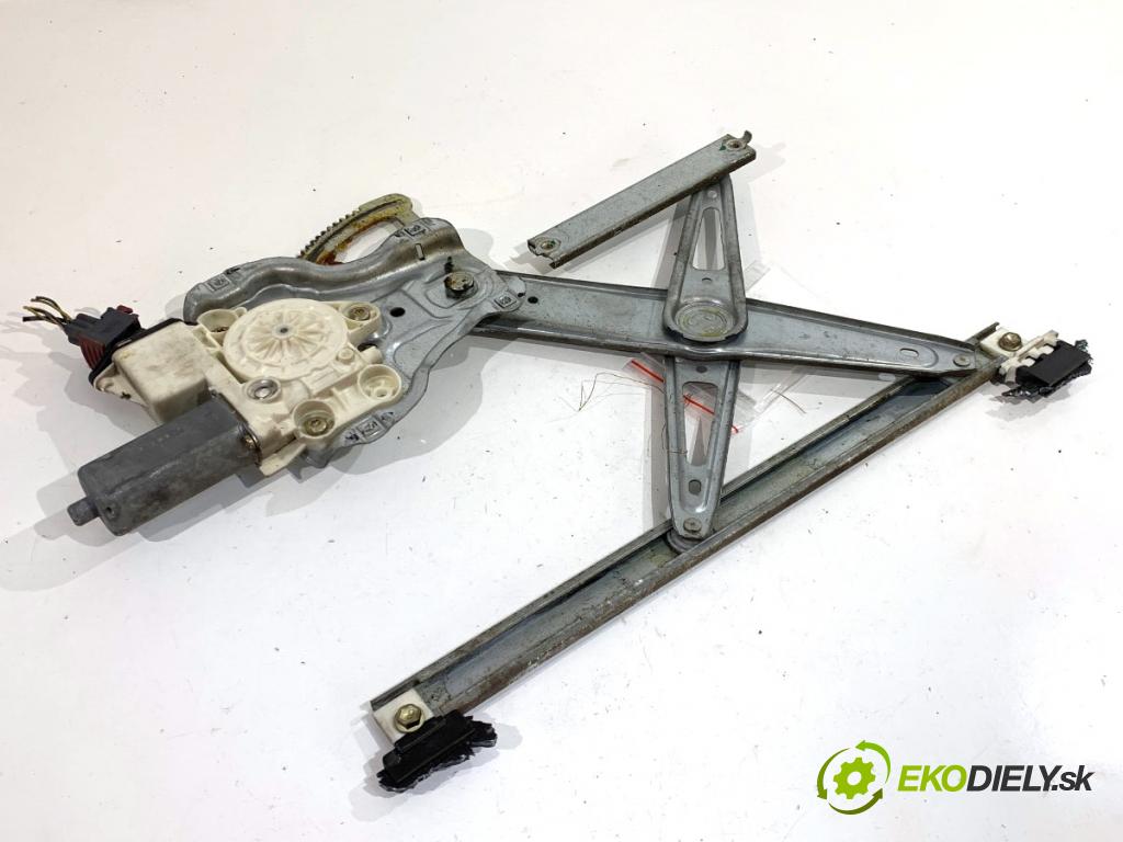TOYOTA COROLLA E12 liftback 2002 66 kW 2.0 D-4D (CDE120_) 1995 Mechanizmus okna ľavy predný 0130822031