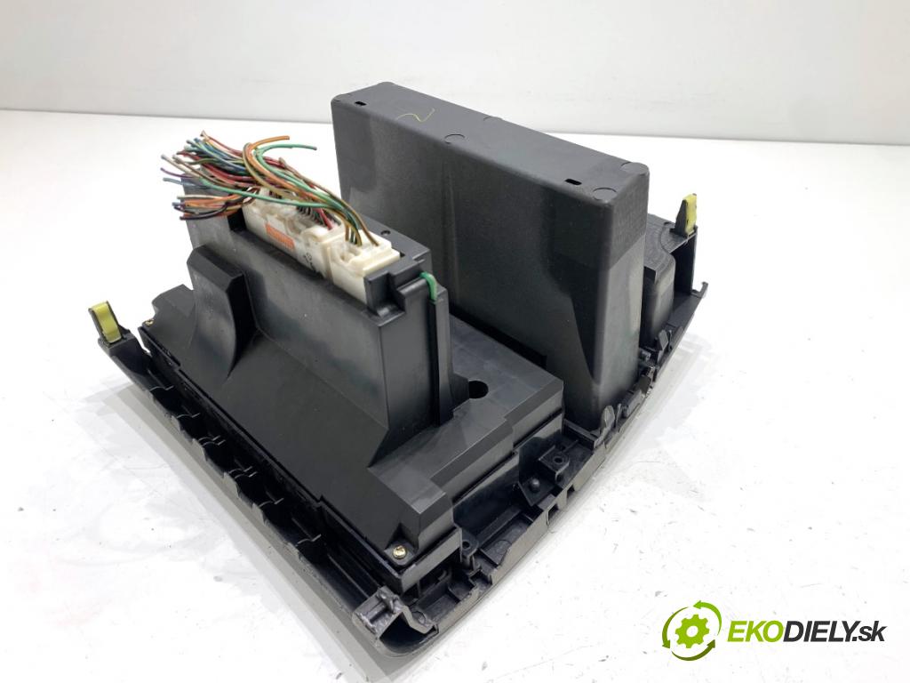 TOYOTA COROLLA E12 liftback 2002 66 kW 2.0 D-4D (CDE120_) 1995 Panel ovládania kúrenia 88650-13030 (Prepínacie páčky pod volantom)