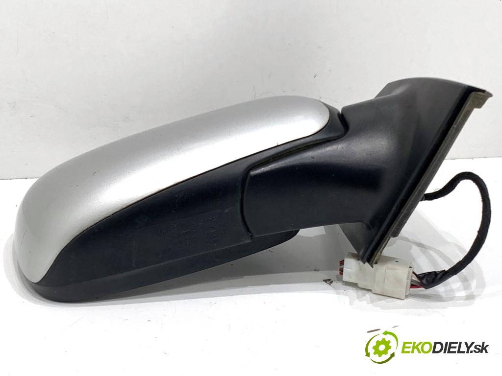 TOYOTA COROLLA E12 liftback 2002 66 kW 2.0 D-4D (CDE120_) 1995 zpětné zrcátko pravý