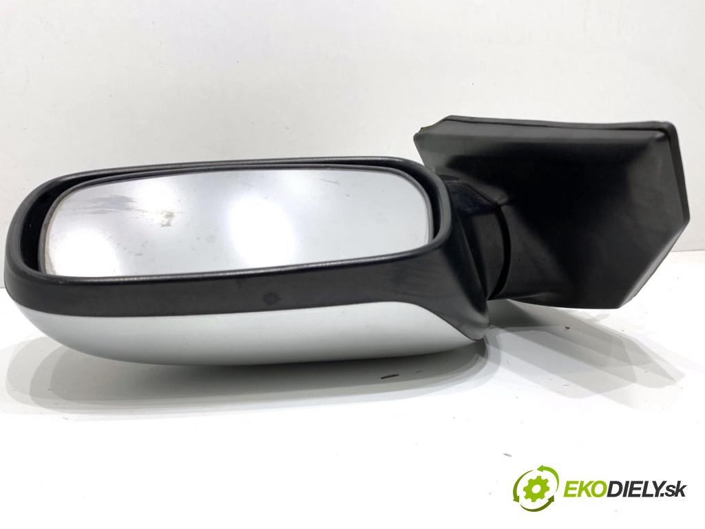 TOYOTA COROLLA E12 liftback 2002 66 kW 2.0 D-4D (CDE120_) 1995 zpětné zrcátko pravý