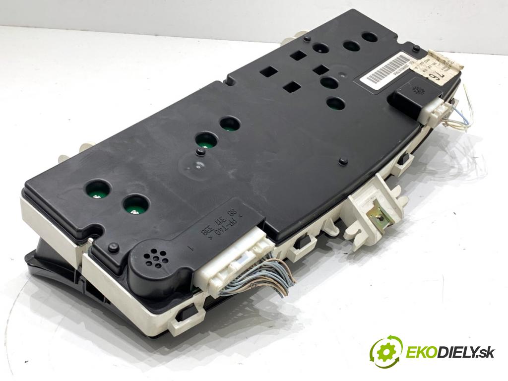 TOYOTA COROLLA E12 liftback 2002 66 kW 2.0 D-4D (CDE120_) 1995 prístrojovka 83800-02760 (Přístrojová deska)