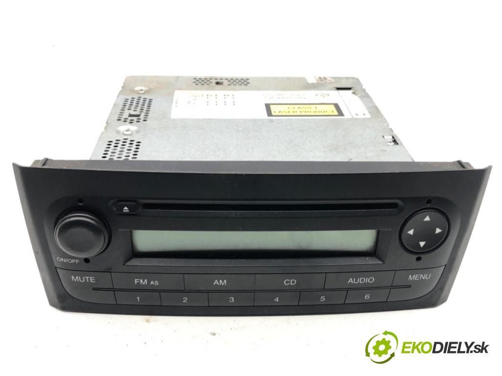 FIAT GRANDE PUNTO liftback 2008 55 kW 1.3 D Multijet 1248 RADIO  (Audio zařízení)