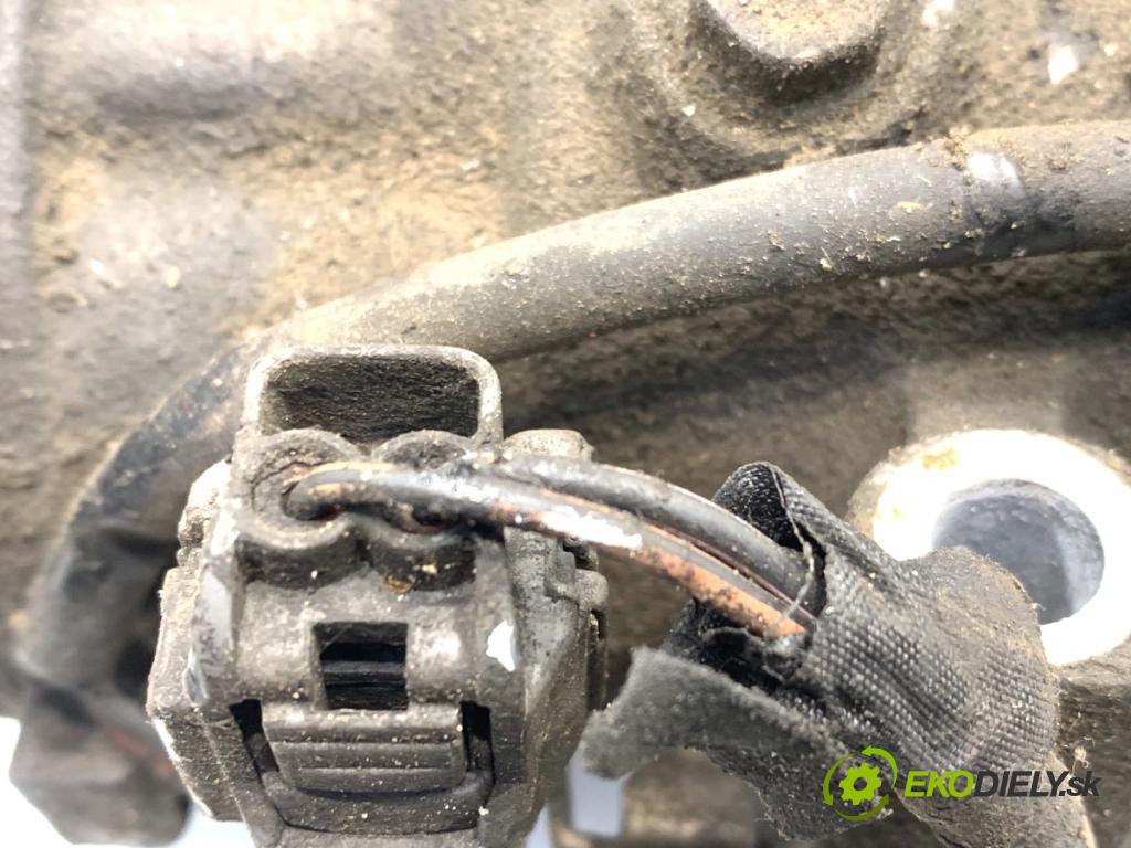 FIAT GRANDE PUNTO liftback 2008 55 kW 1.3 D Multijet 1248 kompresor klimatizace 51803075 (Kompresor klimatizace)