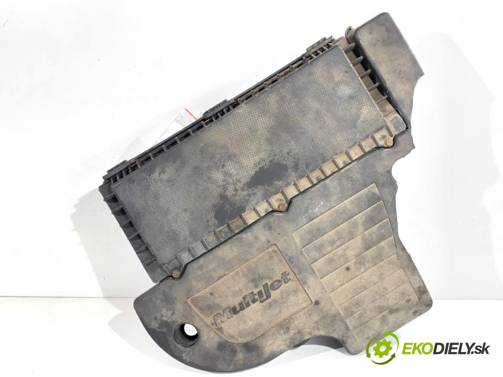 FIAT GRANDE PUNTO liftback 2008 55 kW 1.3 D Multijet 1248 obal filtra vzduchu 55189134 (Kryt vzduchového filtru)