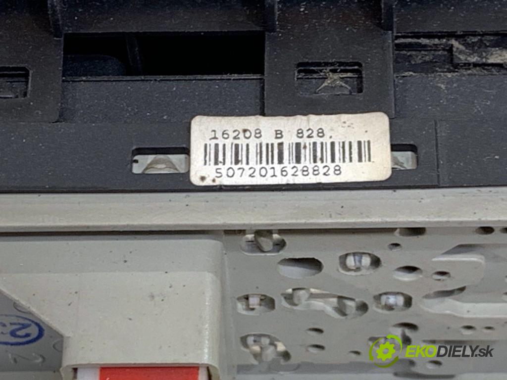 FIAT GRANDE PUNTO liftback 2008 55 kW 1.3 D Multijet 1248 Prepínač nastavenia spätných zrkadiel  (Prepínacie páčky pod volantom)