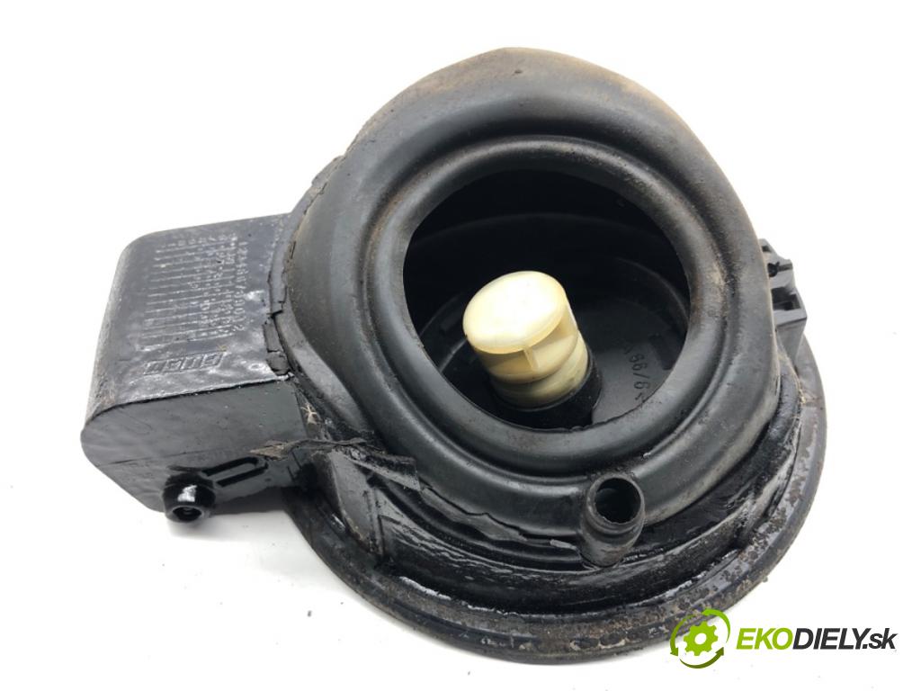 FIAT GRANDE PUNTO liftback 2008 55 kW 1.3 D Multijet 1248 Dvierka nádrže paliva  (Kľučka dverí ostatné)