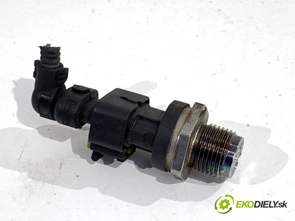 FIAT GRANDE PUNTO liftback 2008 55 kW 1.3 D Multijet 1248 snímač tlaku paliva 0281002903 (Snímač)