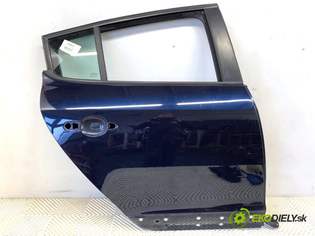 RENAULT MEGANE III liftback 2009 74 kW 1.6 16V (BZ0H) 1598 Dvere pravy zad NV472 