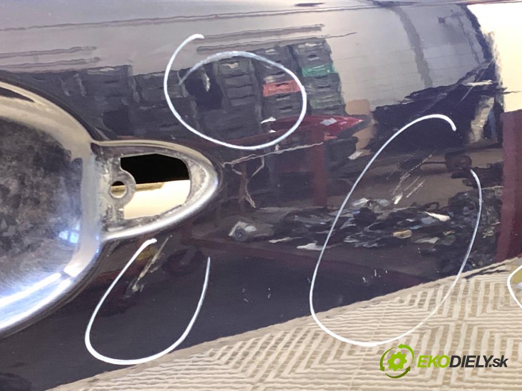 RENAULT MEGANE III liftback 2009 74 kW 1.6 16V (BZ0H) 1598 Dvere pravy predný NV472