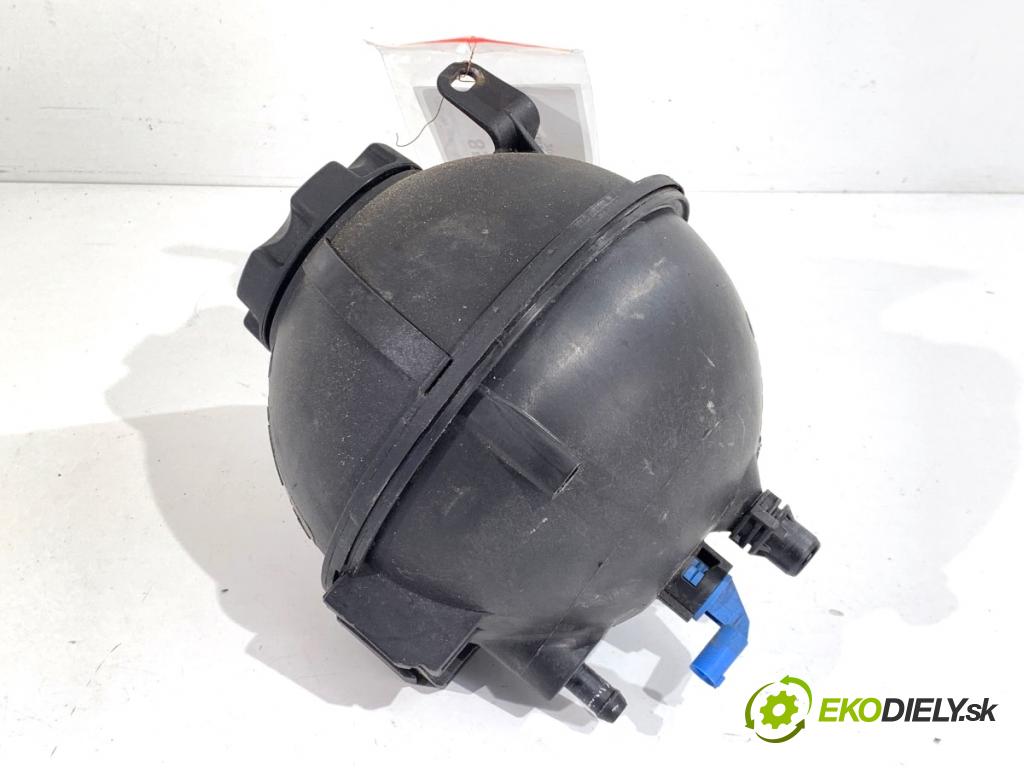 BMW F25 SUV 2013 190 kW xDrive 30 d 2993 Nádržka vyrovnávacia (kvapaliny) chladiaceho 7823544