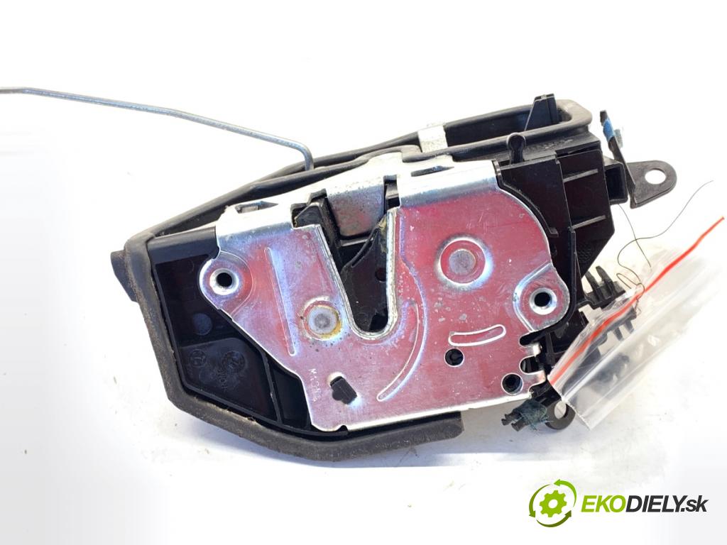 BMW F25 SUV 2013 190 kW xDrive 30 d 2993 zámok Dvere ľavy zad 7318413