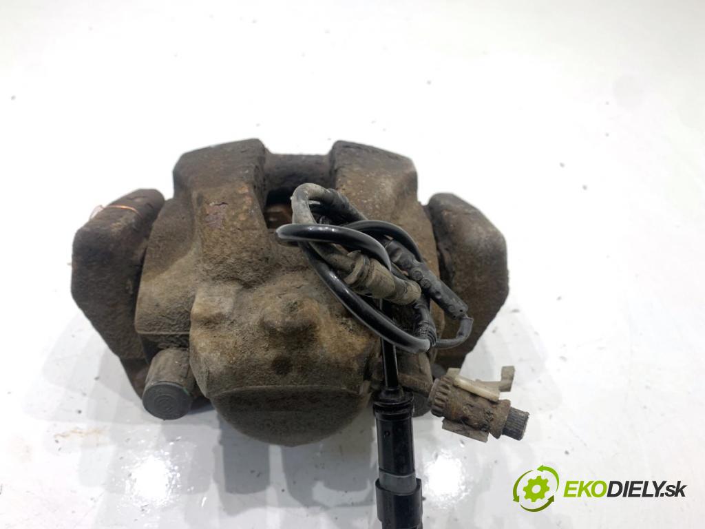 BMW F25 SUV 2013 190 kW xDrive 30 d 2993 Brzdič strmeň pravy predný