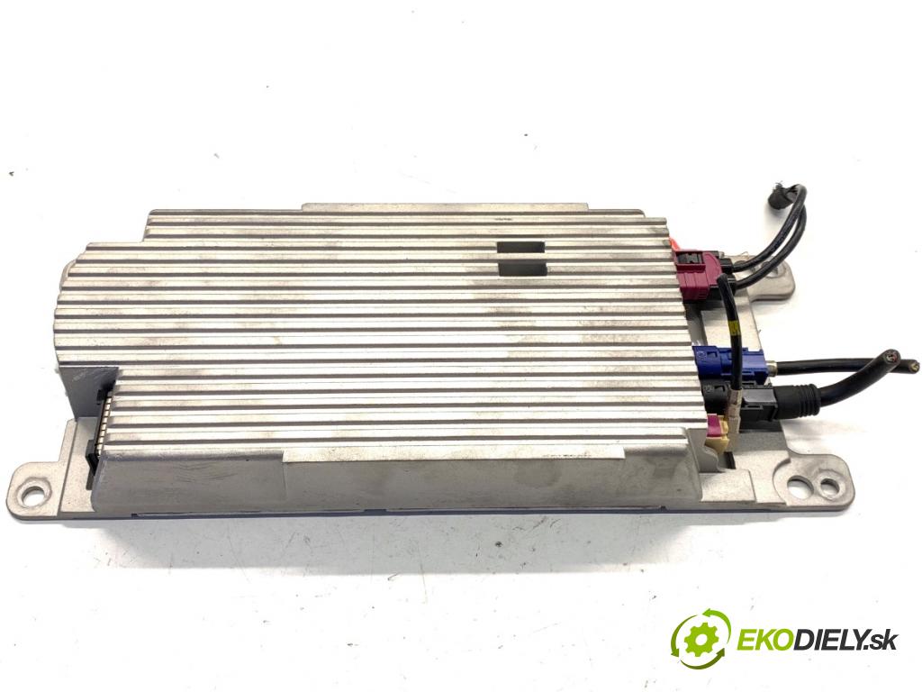 BMW F25 SUV 2013 190 kW xDrive 30 d 2993 zesilovač  (Zesilovač)