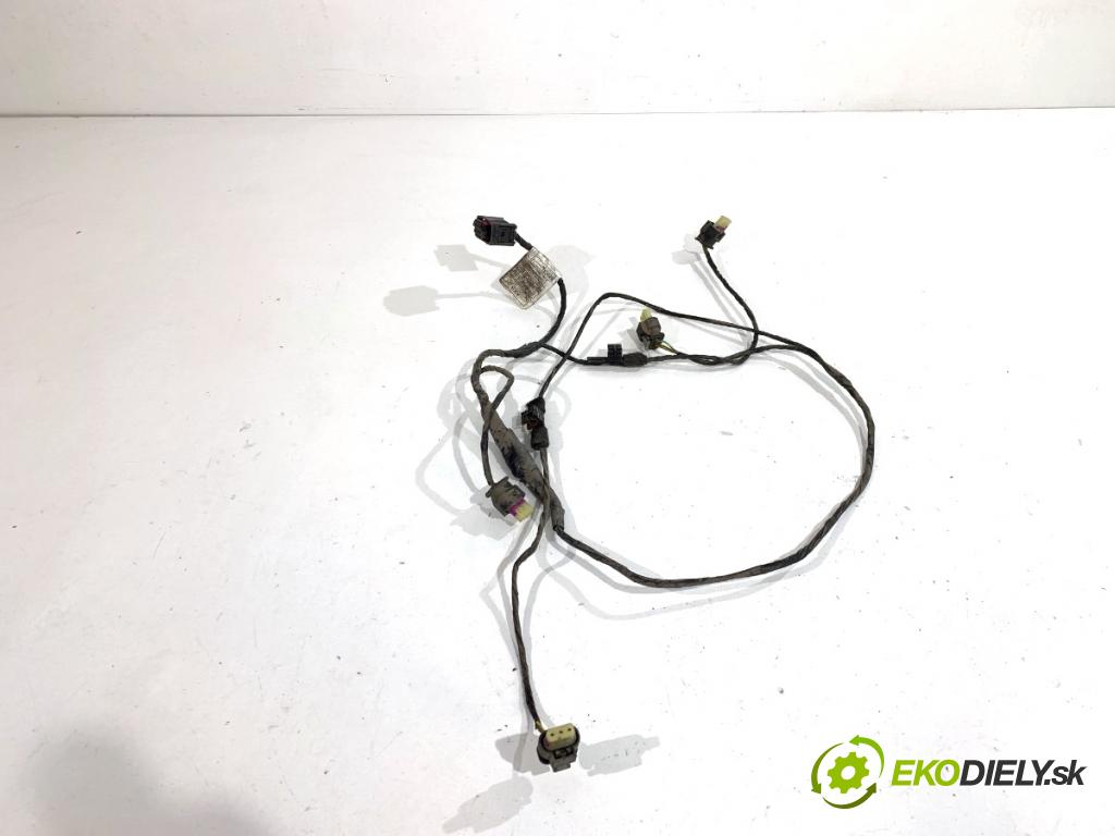 BMW F25 SUV 2013 190 kW xDrive 30 d 2993 káblovačka PDC zadní část 9304730