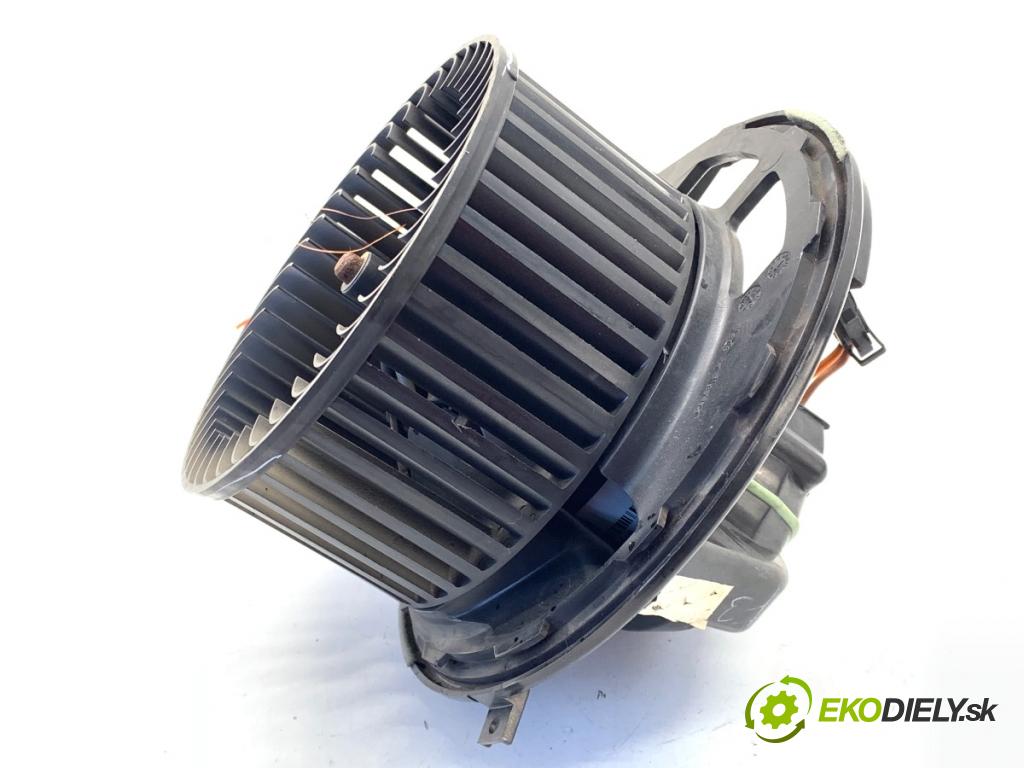 BMW F25 SUV 2013 190 kW xDrive 30 d 2993 ventilátor kúrenia