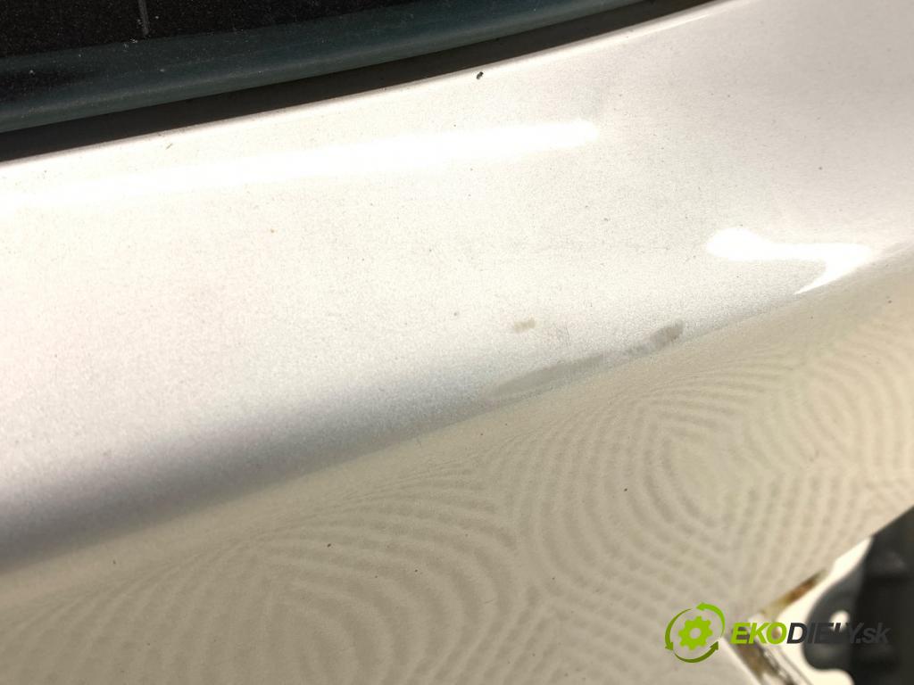 BMW F25 SUV 2013 190 kW xDrive 30 d 2993 kapota zad 354