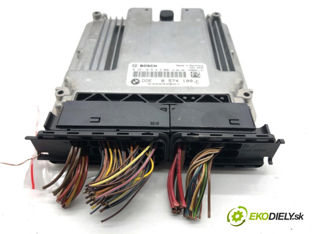 BMW F25 SUV 2013 190 kW xDrive 30 d 2993 riadiaca jednotka Motor 8574100 (Riadiaca jednotka)