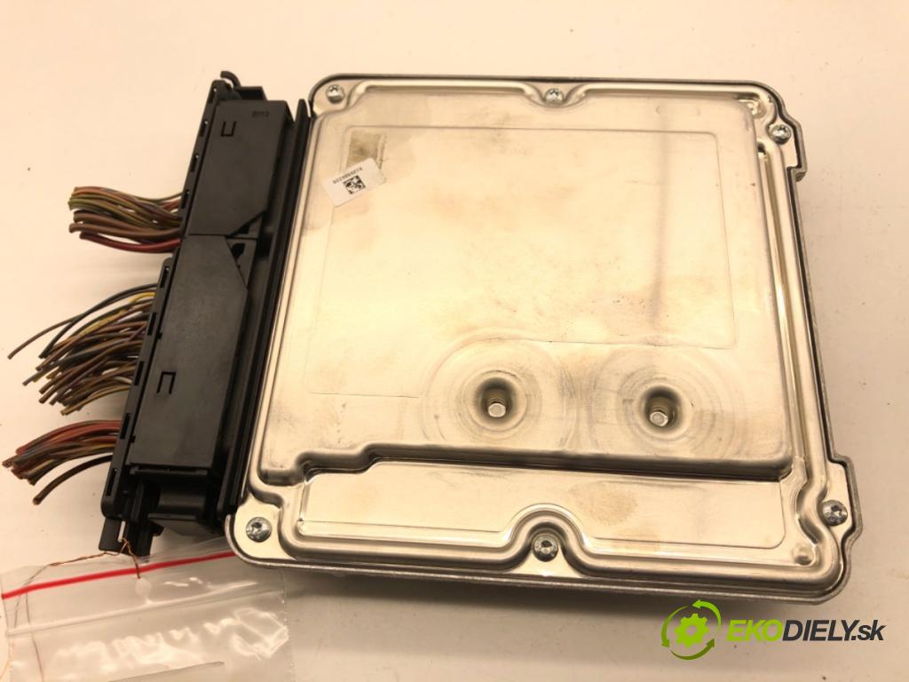 BMW F25 SUV 2013 190 kW xDrive 30 d 2993 riadiaca jednotka Motor 8574100 (Riadiaca jednotka)